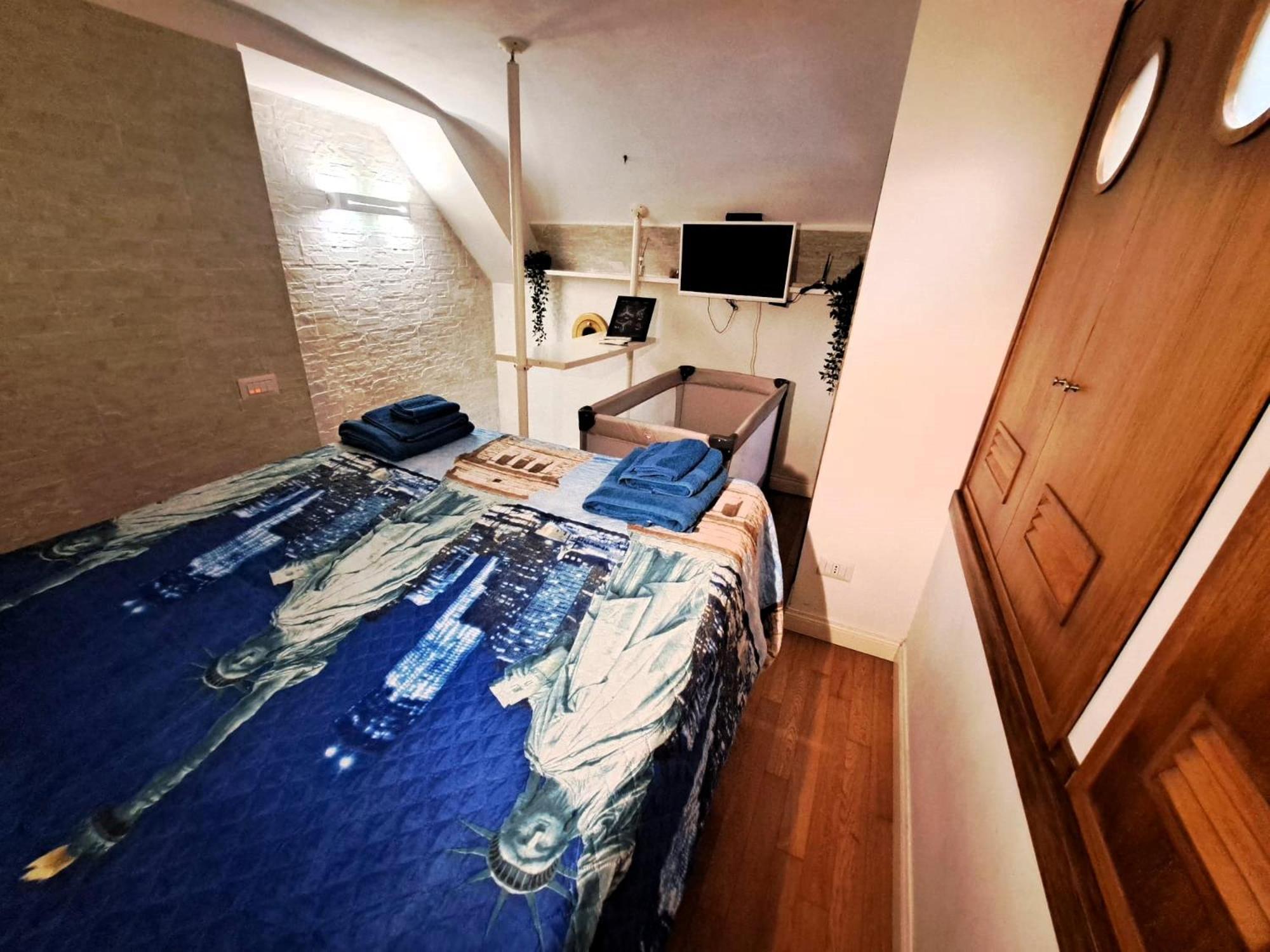 Ferienwohnung Toledo 27, A Due Passi Da Piazza Del Plebiscito Neapel Exterior foto