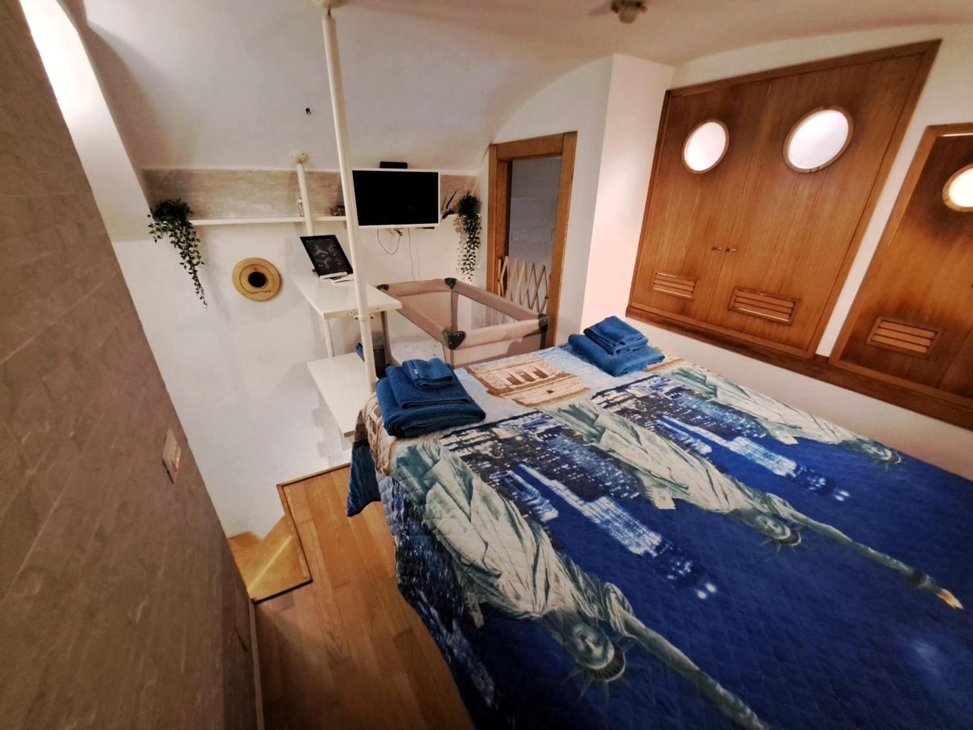 Ferienwohnung Toledo 27, A Due Passi Da Piazza Del Plebiscito Neapel Exterior foto