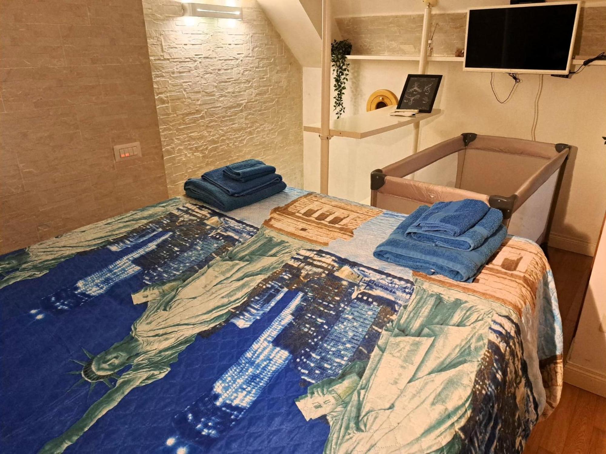 Ferienwohnung Toledo 27, A Due Passi Da Piazza Del Plebiscito Neapel Exterior foto