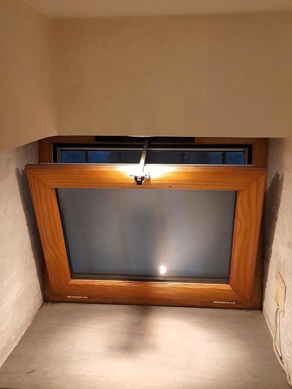 Ferienwohnung Toledo 27, A Due Passi Da Piazza Del Plebiscito Neapel Exterior foto